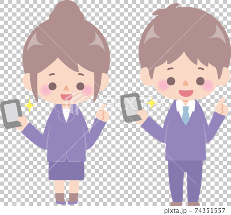 スマホを操作する会社員の男性と女性 74351557