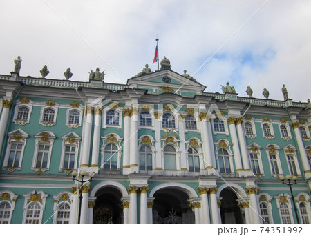 ロシアサンクトペテルブルグエルミタージュ美術館2 74351992