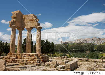 アグリジェントの神殿 74354418