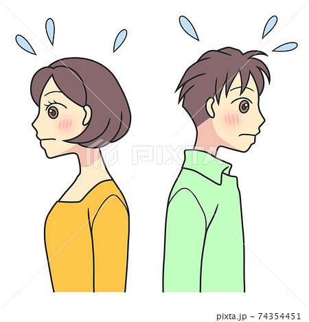 背中合わせで照れる若い男女 背中合わせで照れる若い男女 74354451