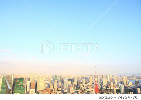 東京都、東京タワーとその周辺の風景 東京都、東京タワーとその周辺の風景 74354770