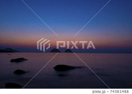 海 夕焼け 空 74361488