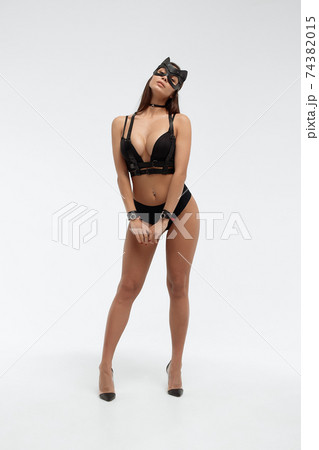 Woman wearing sexy black lingerie underwear - Stock Photo [55510285] - PIXTA