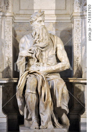 Statue of Moses by Michelangelo in the church of San Pietro in Vincoli. Rome Statue of Moses by Michelangelo in the church of San Pietro in Vincoli. Rome 74388760