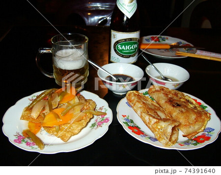ベトナム旅行よりベトナム料理の食事 74391640
