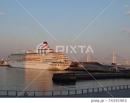 飛鳥Ⅱとベイブリッジ 飛鳥Ⅱとベイブリッジ 74392963
