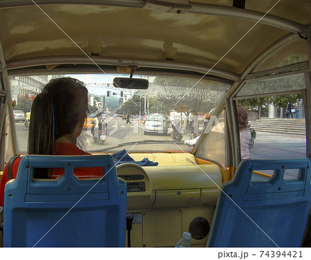 中国広西チワン族自治区 東興 タクシー車内から / Dongxing, Guangxi, China 74394421