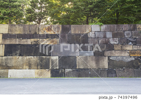 皇居東御苑 旧江戸城 中雀門跡 中之門跡 二の丸 三の丸 皇居附属庭園 石垣 皇居東御苑 旧江戸城 中雀門跡 中之門跡 二の丸 三の丸 皇居附属庭園 石垣 74397496
