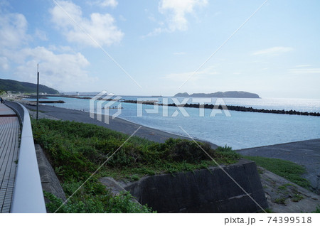 新島　前浜海岸 74399518