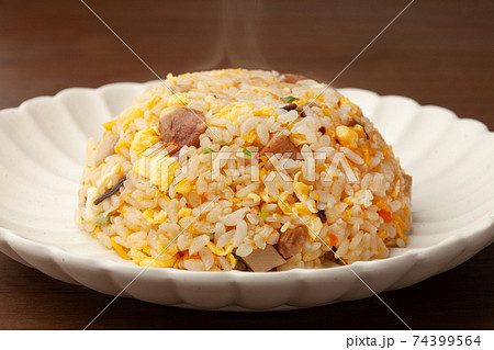 チャーハン チャーハン 74399564