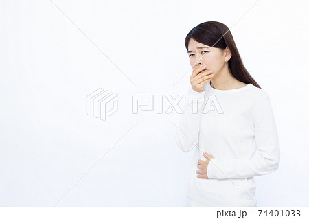 30代女性 嘔吐 30代女性 嘔吐 74401033