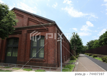 赤レンガ図書館 74407397