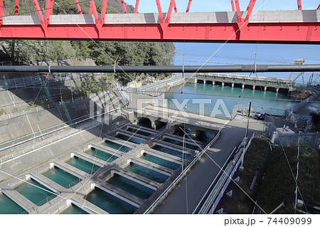 高浜原子力発電所2021 取水口(福井県 大飯郡 高浜町) 高浜原子力発電所2021 取水口(福井県 大飯郡 高浜町) 74409099