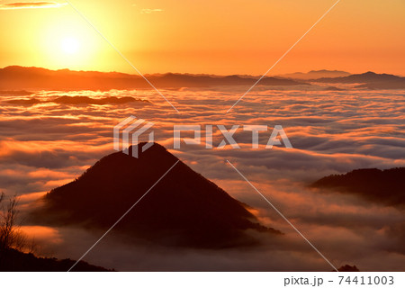 大江山からの福知山盆地の雲海 74411003