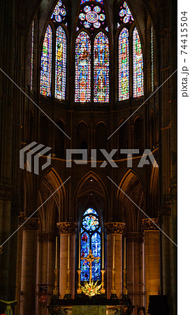 ランス・ノートルダム大聖堂、聖堂内、フランス ランス・ノートルダム大聖堂、聖堂内、フランス 74415504