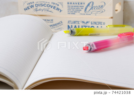 ラインマーカー,文具,蛍光ペン,文房具,勉強,学校,ノート,筆記用具,ペン,学生,水性ペン、書く 74421038