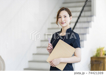 エステティシャン エステティシャン 74421309