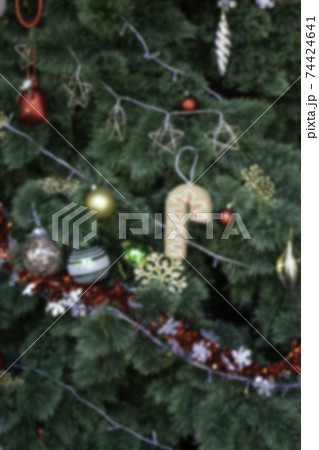 Christmas tree garland and ornaments decoration Christmas tree garland and ornaments decoration 74424641