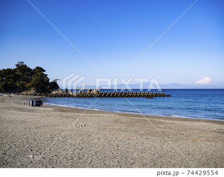 湘南三浦半島の逗子市・葉山町の冬 湘南三浦半島の逗子市・葉山町の冬 74429554