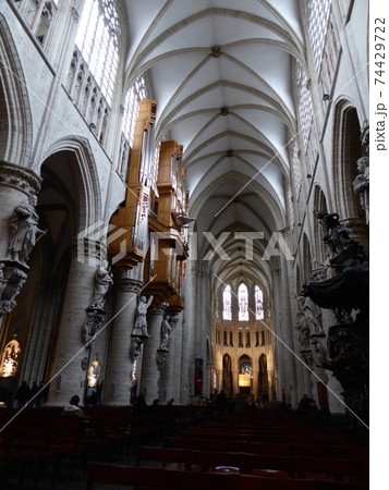 ブリュッセル サン・ミッシェル大聖堂 ブリュッセル サン・ミッシェル大聖堂 74429722