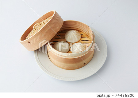 小籠包 せいろ 中華料理 白背景 小籠包 せいろ 中華料理 白背景 74436800