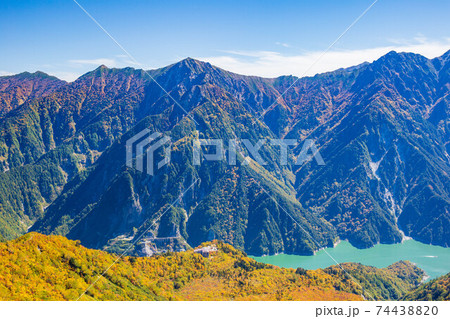 秋の立山黒部アルペンルート 大観峰からの眺望 秋の立山黒部アルペンルート 大観峰からの眺望 74438820