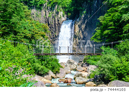 苗名滝（夏） 74444103