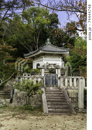 叡福寺 経蔵 大阪府南河内郡太子町 叡福寺 経蔵 大阪府南河内郡太子町 74444748