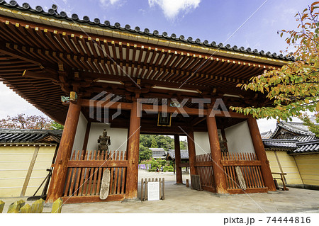叡福寺 南大門 大阪府南河内郡太子町 叡福寺 南大門 大阪府南河内郡太子町 74444816