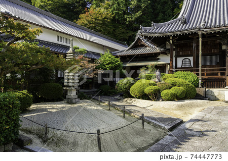 九品寺　境内　奈良県御所市 74447773