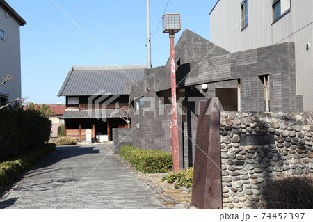 美濃路沿いに佇む西枇杷島問屋記念館 美濃路沿いに佇む西枇杷島問屋記念館 74452397