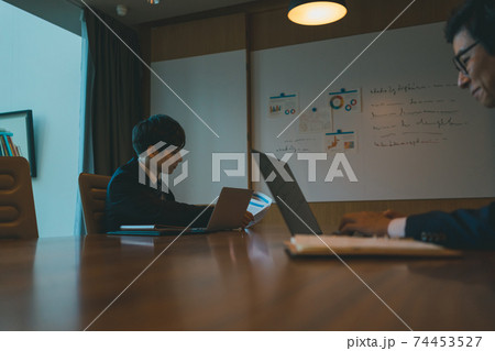 社内ミーティング 74453527