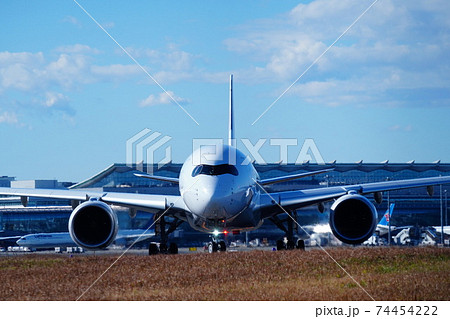 A350-900 A350-900 74454222