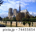 ノートルダム寺院 74455654