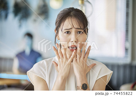 女性　幽霊 74455822