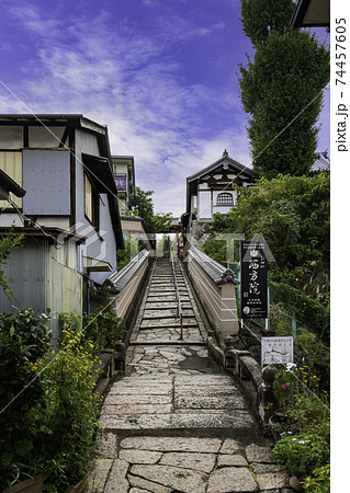 西方院 参道 大阪府南河内郡太子町の写真素材