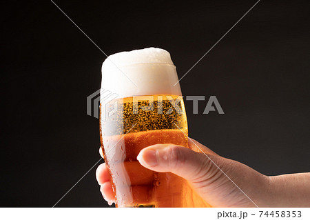 ビール 乾杯 ビール 乾杯 74458353