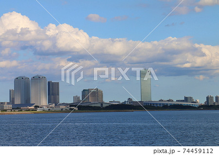 アパホテル＆リゾート東京ベイ幕張とZOZOマリンスタジアム 74459112