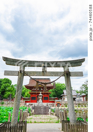 松平家・徳川家の守護神、伊賀八幡宮の随神門〈愛知県岡崎市〉 松平家・徳川家の守護神、伊賀八幡宮の随神門〈愛知県岡崎市〉 74460588