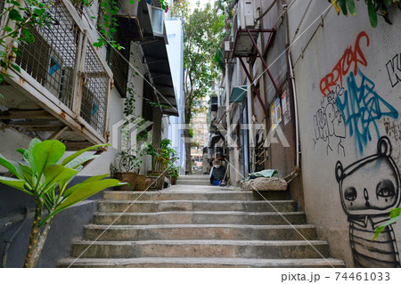 香港の住宅街の風景 74461033