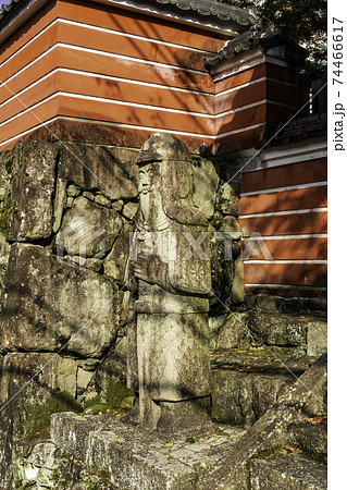 當麻寺　奥院　山門　奈良県葛城市 74466617
