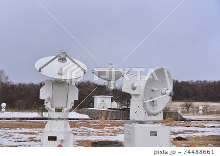 展示用アンテナと45m電波望遠鏡 74488661