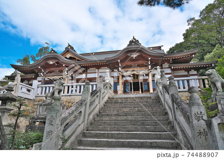 【鶴崎神社】 岡山県都窪郡早島町早島 74488907