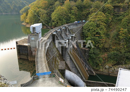 福島県の大鳥ダム 74490247