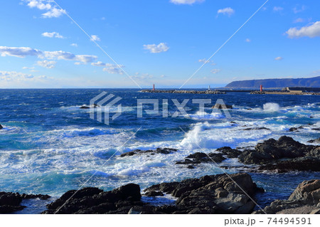 室戸岬 海岸景観 冬 (高知県 室戸市) 室戸岬 海岸景観 冬 (高知県 室戸市) 74494591