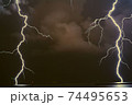 落雷の瞬間 74495653