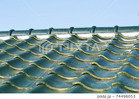 新しく漆喰を塗り直した屋根 新しく漆喰を塗り直した屋根 74496053