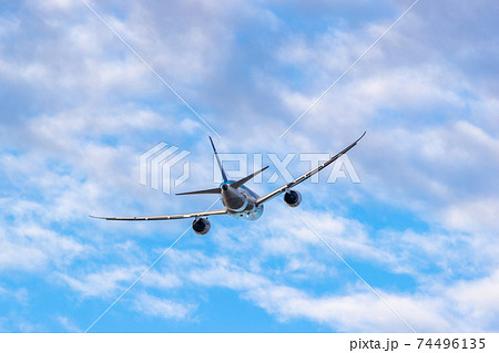 飛行機・航空機 74496135
