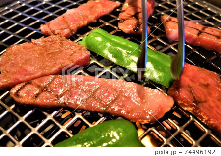 食べ放題 74496192