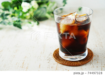 アイスコーヒー 74497328